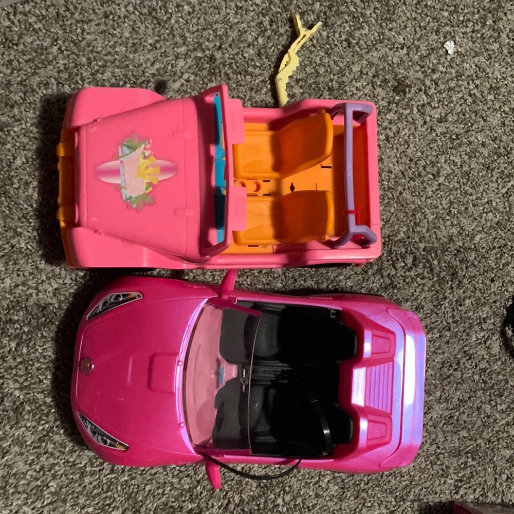 2 Barbie cars